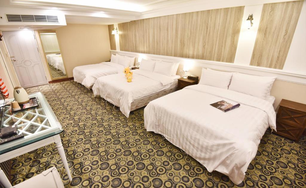 Migo Hotel Taichung Buitenkant foto
